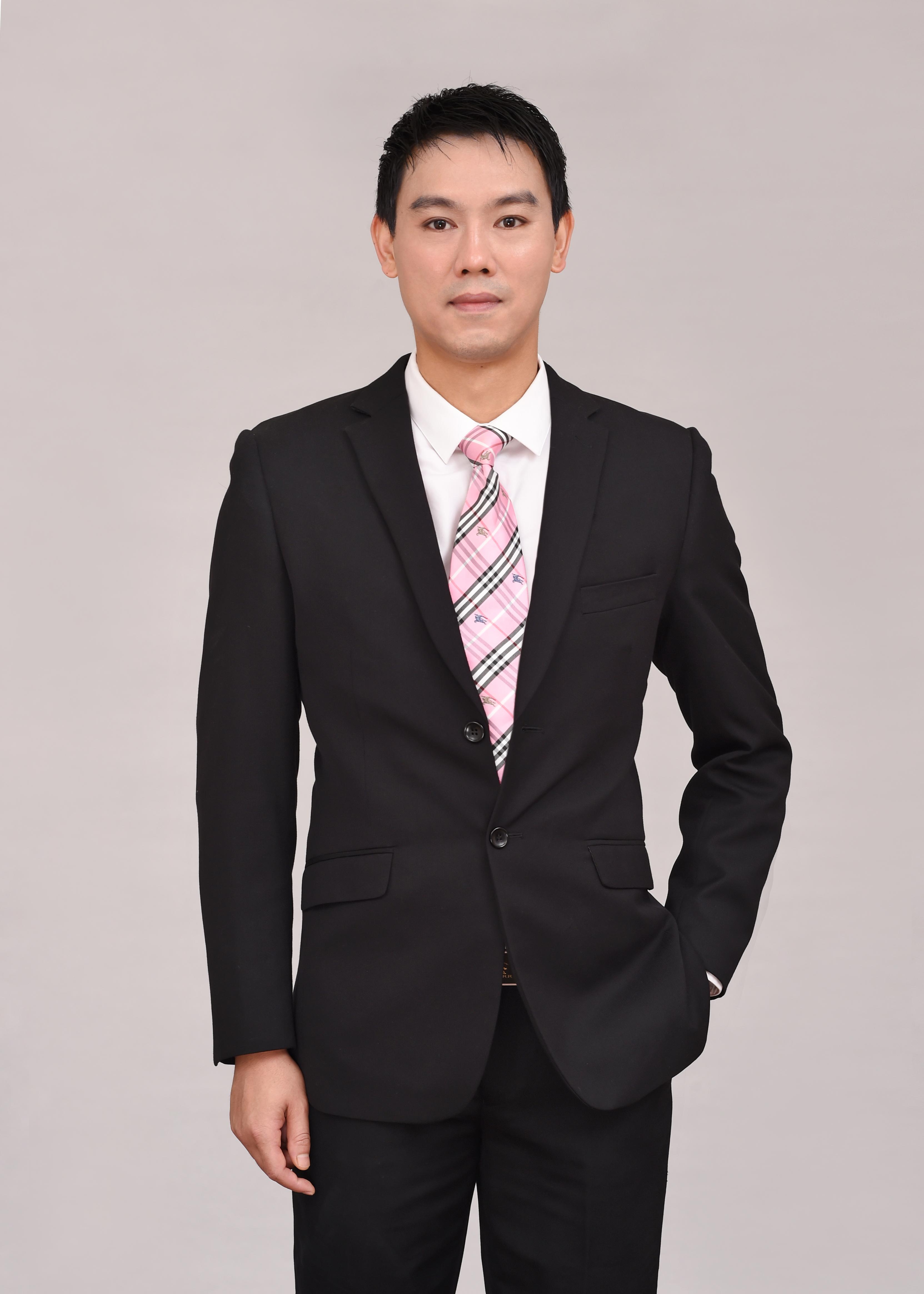 冯雅筑 灯光与音效负责人